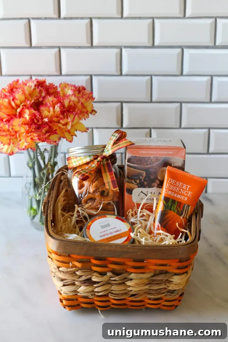 50 Unique Christmas Gift Basket Ideas to Impress 32 pumpkin spice gift basket
