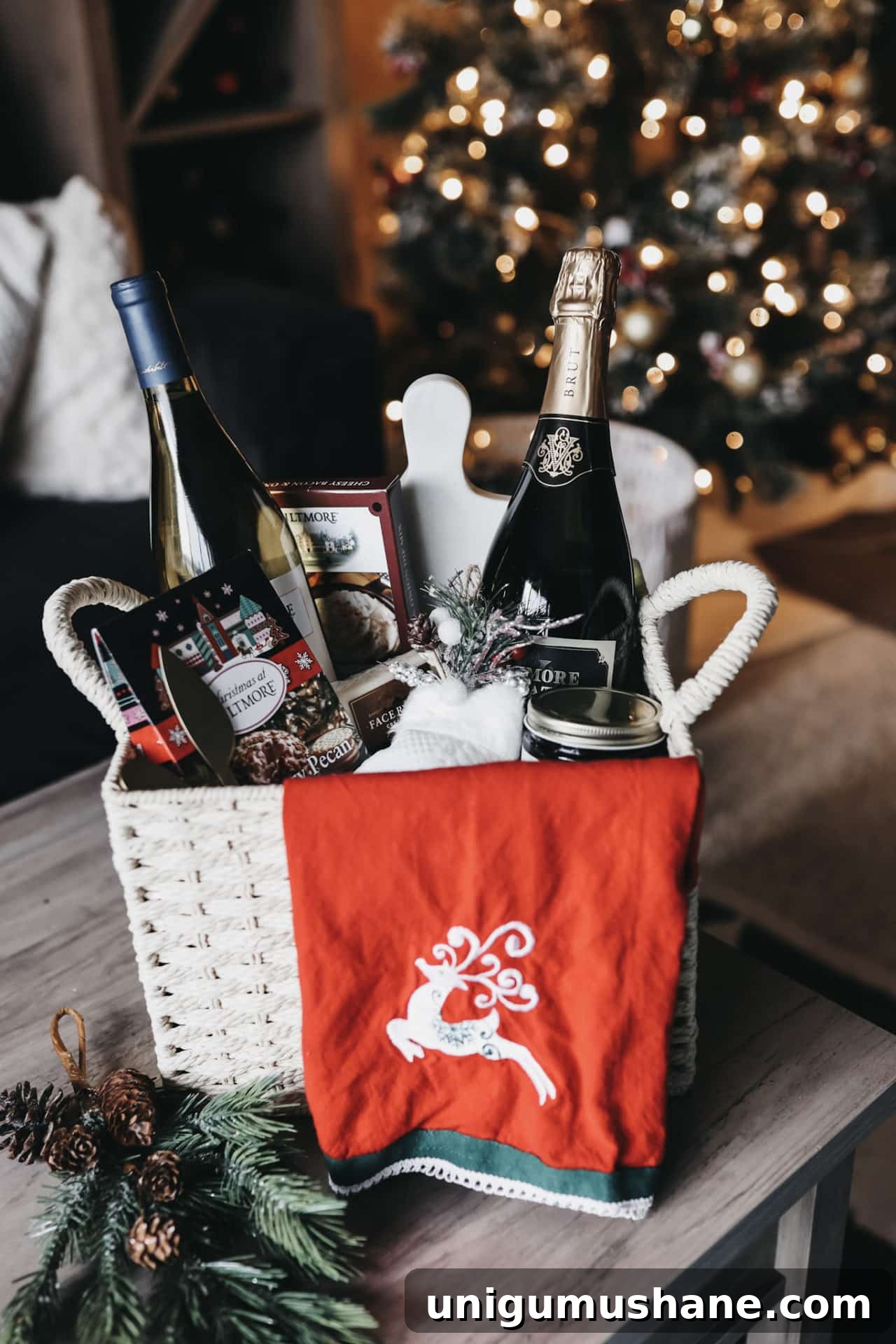 50 Unique Christmas Gift Basket Ideas to Impress 44 wine lovers gift basket
