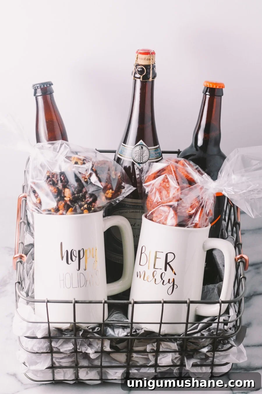 50 Unique Christmas Gift Basket Ideas to Impress 45 beer lovers gift basket