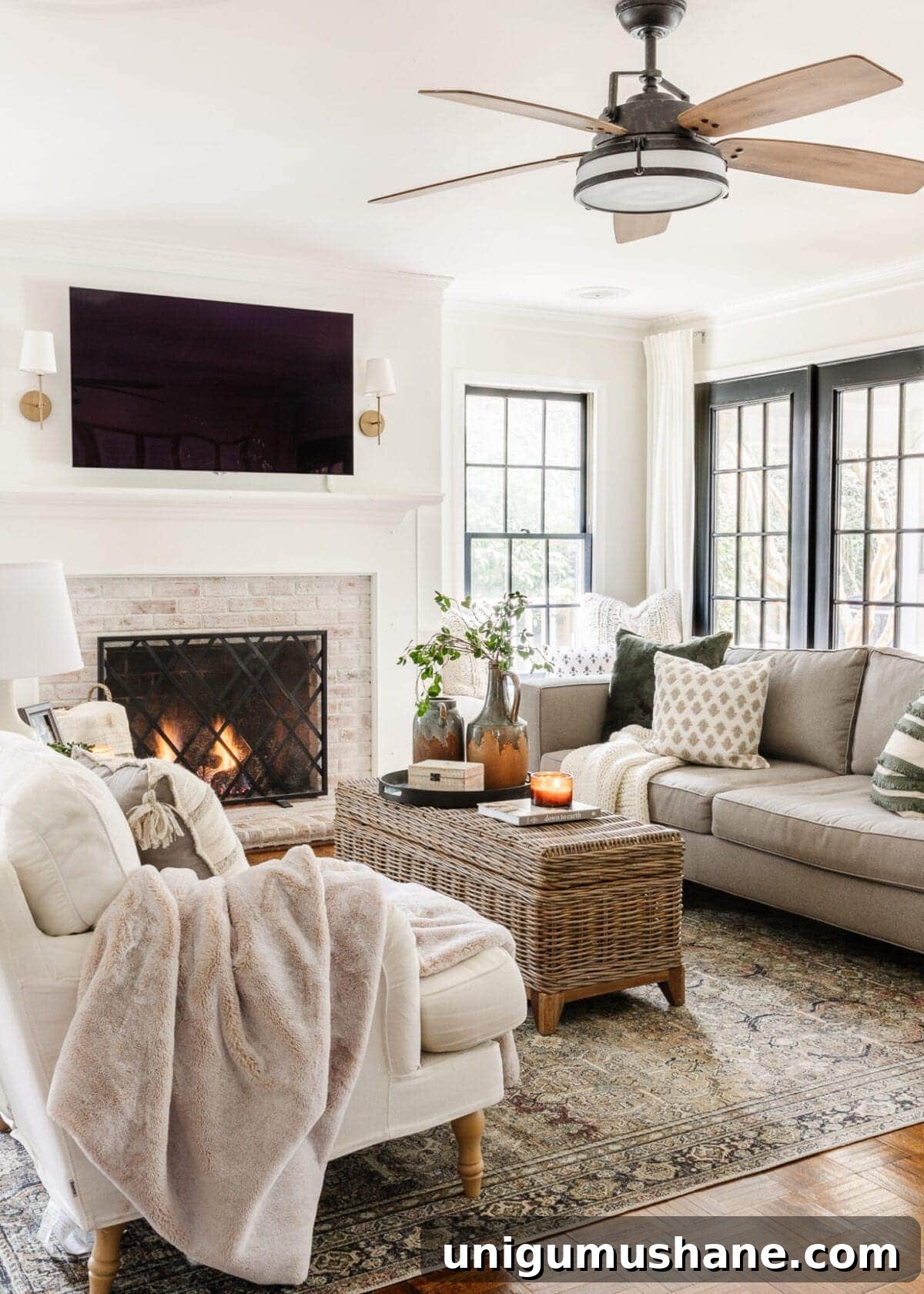 4 decor elements every room needs to create a warm, cozy, vibrant space for winter and year-round, plus how to add life to a neutral palette. 