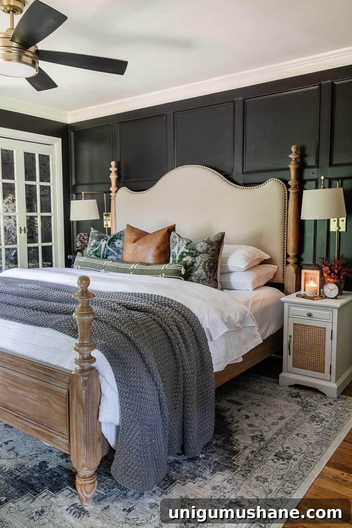 How to Choose the Perfect Rug: Size, Material and Style Tips 13 black master bedroom