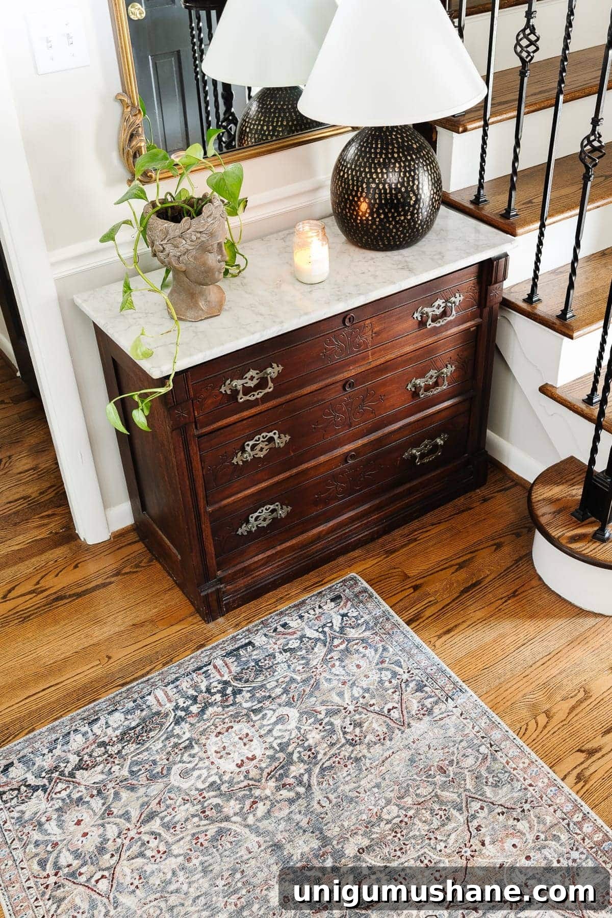 How to Choose the Perfect Rug: Size, Material and Style Tips 5 rug in foyer