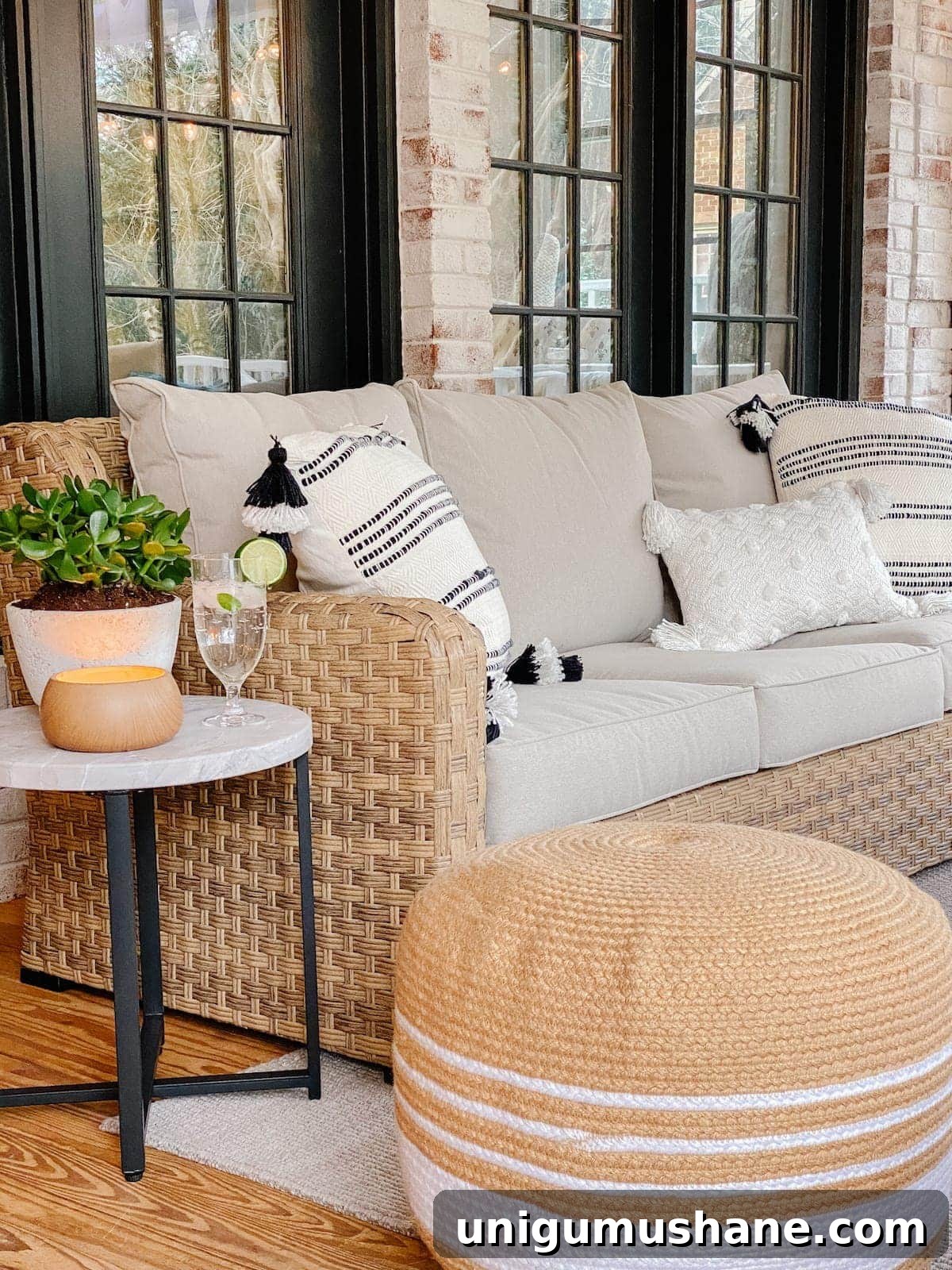 Back Porch Makeover Ideas for Cozy Outdoor Living 5 Covered outdoor sofa
