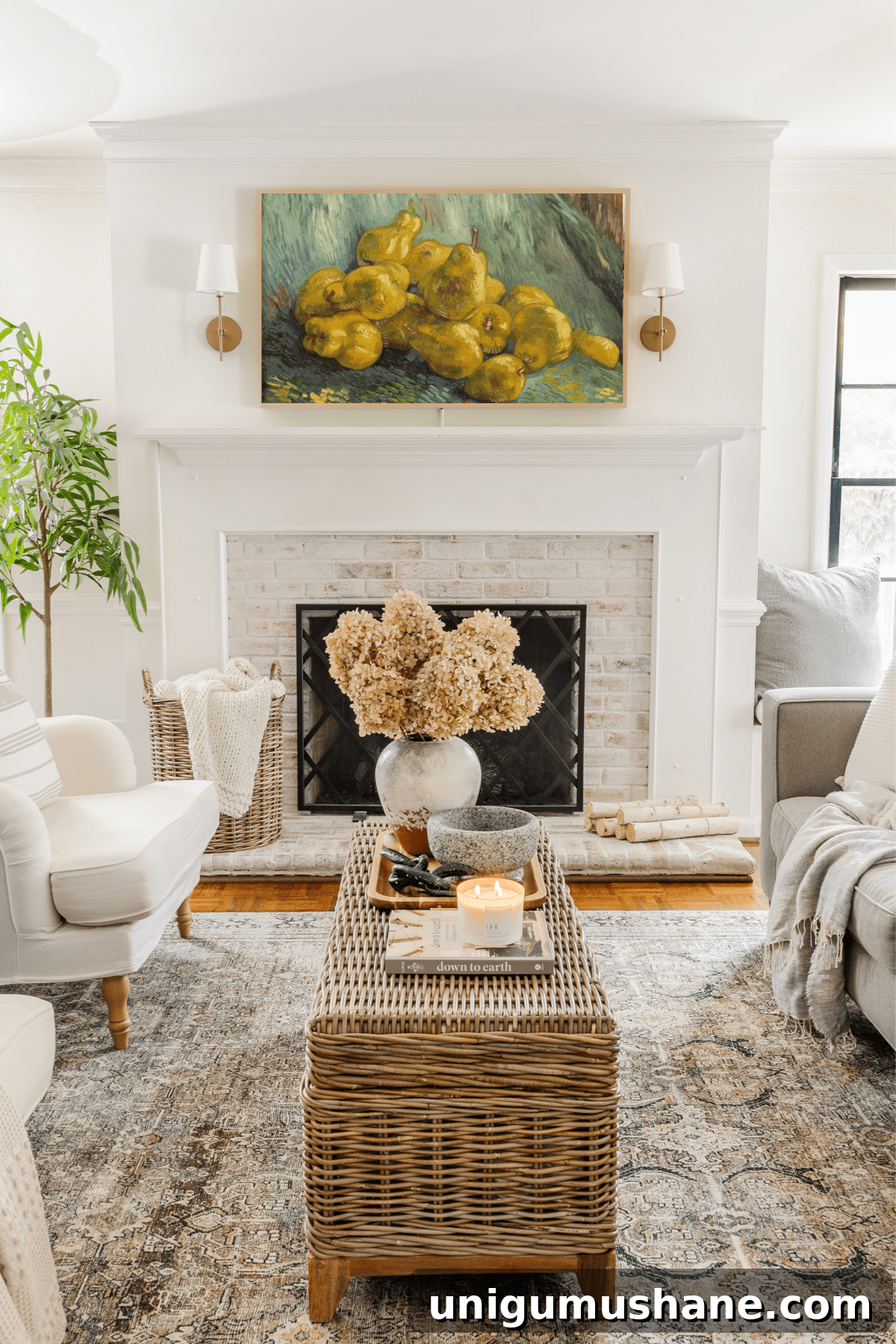 Samsung Frame TV Review: Is It Worth the Price? 9 Samsung Frame TV in living room with still life art
