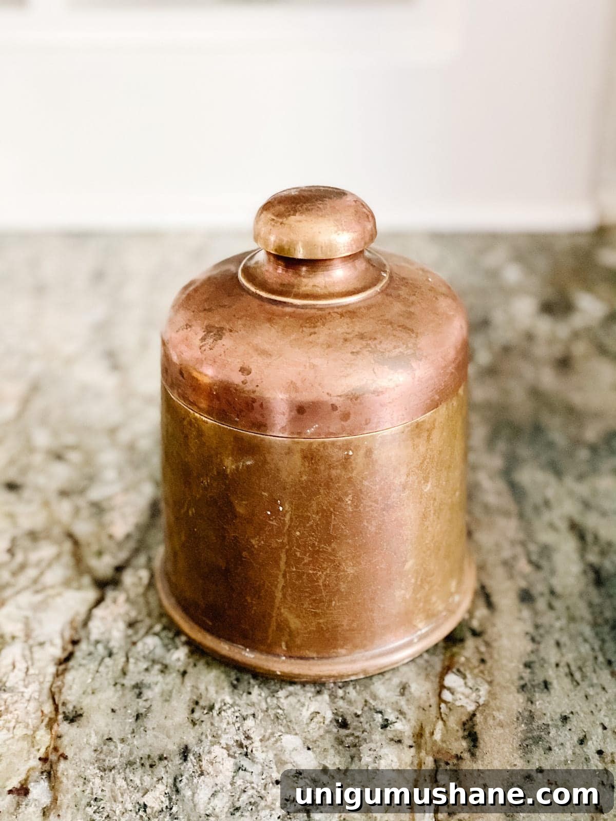 How to Make a Candle from a Thrifted Brass Canister 2 img 38910 1