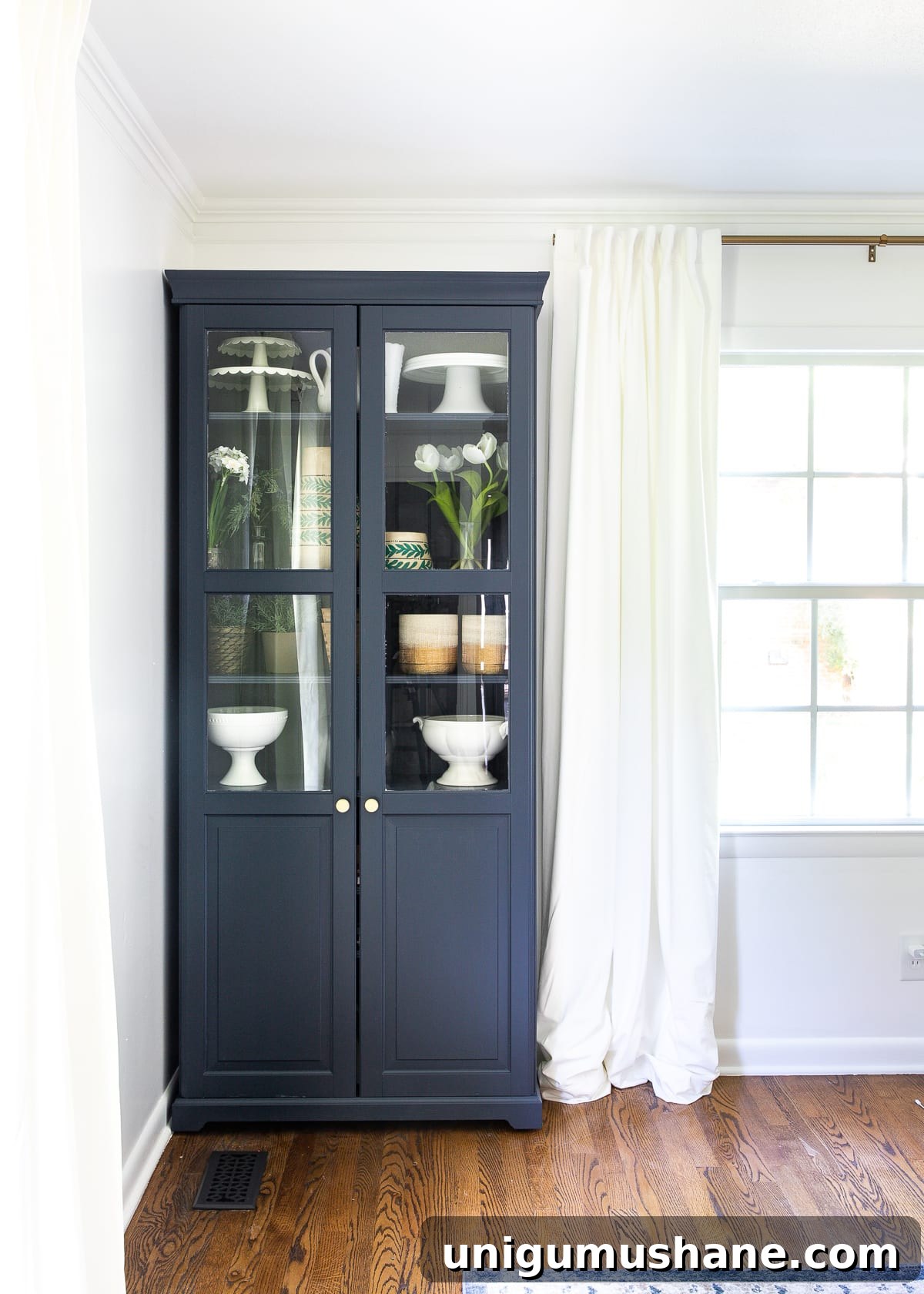 Designer-Recommended Navy Blue Paint Colors 13 Benjamin Moore Hale Navy on office cabinet