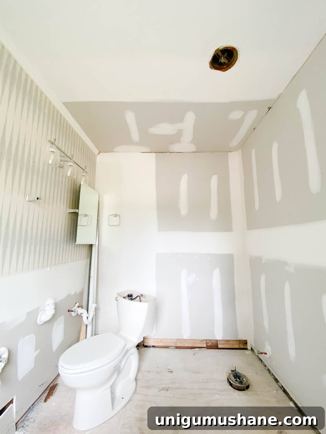 Classic Bathroom Design Plan: Stylish Layout and Tips 3 bathroom before
