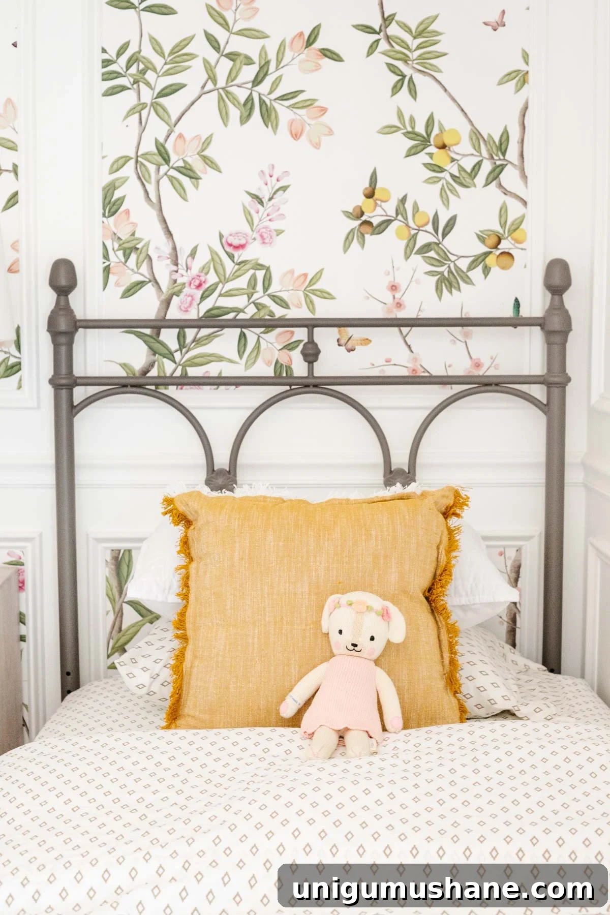 Cottagecore Toddler Girl Room Makeover Before and After 7 vintage style twin beds in a little girl bedroom