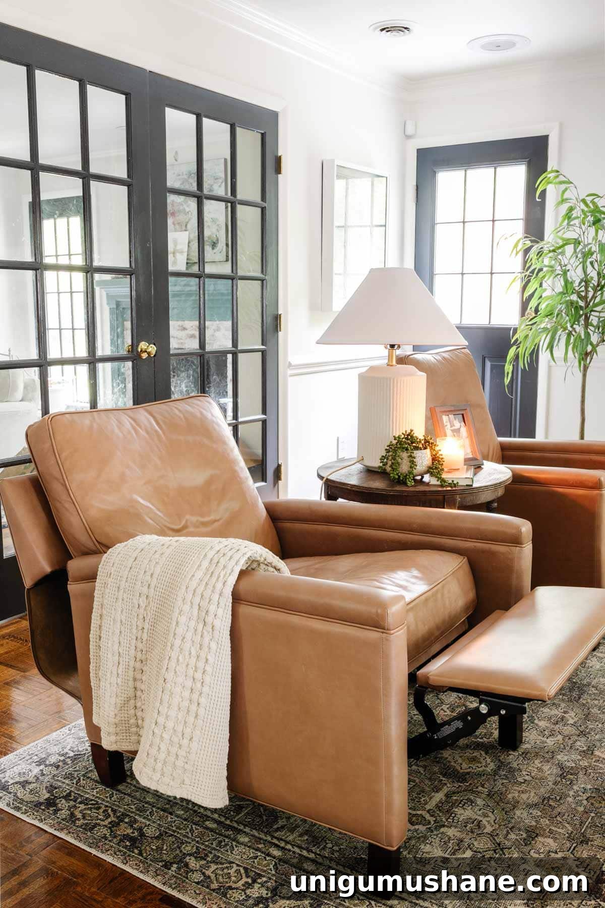 pottery barn recliner leather Tyler square arm
