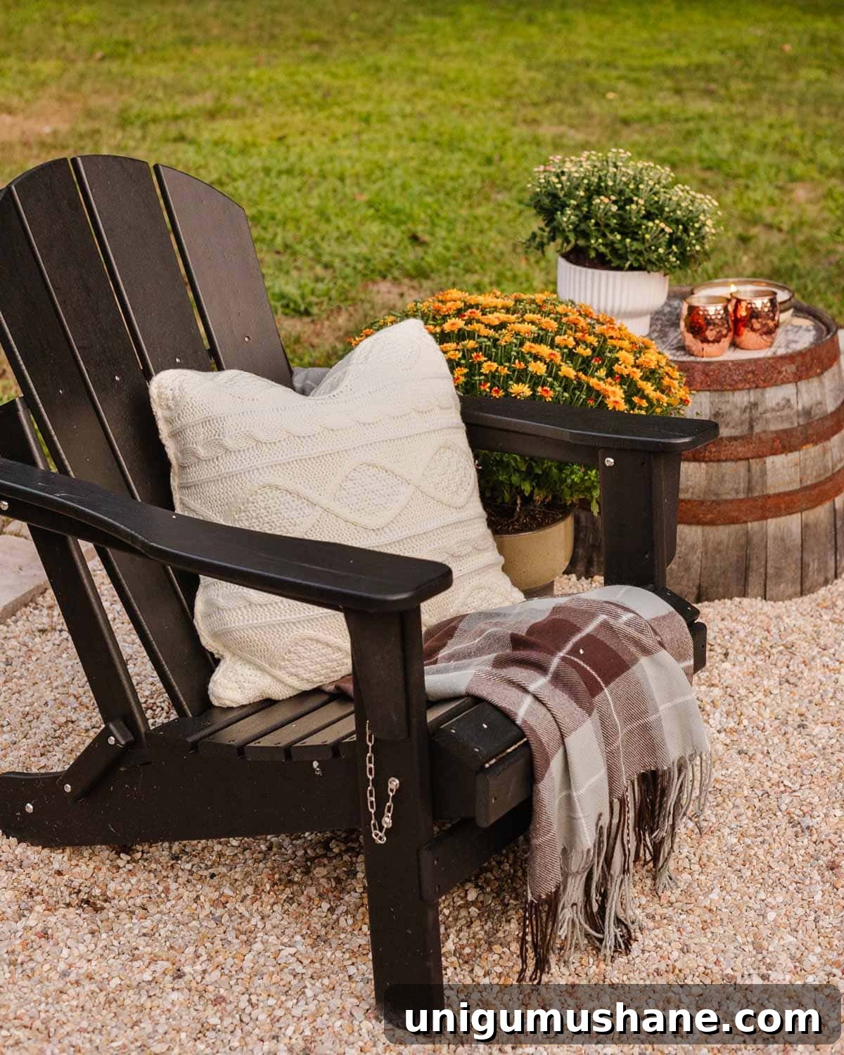 outdoor fall decor - cable knit pillows with plaid blankets