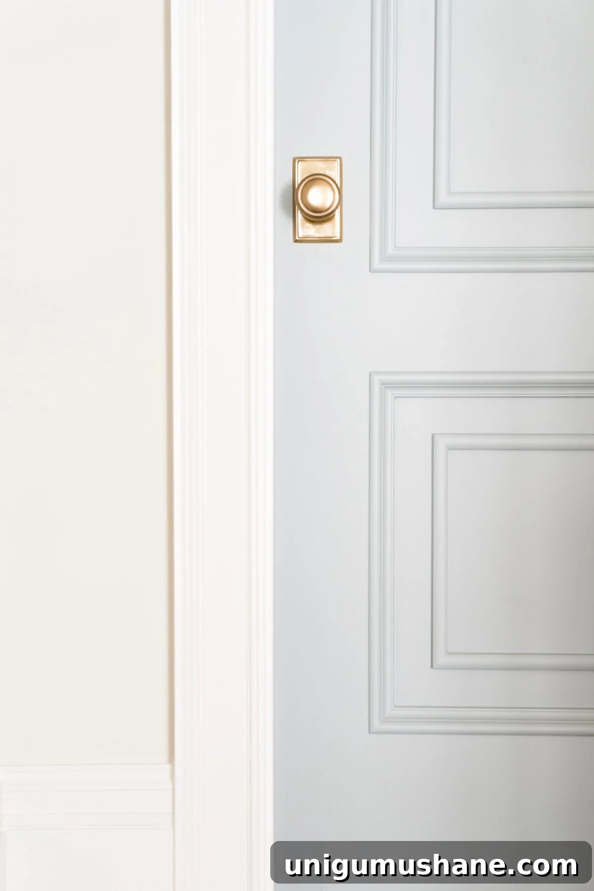 Benjamin Moore Boothbay Gray - blue grey paint for trim and doors