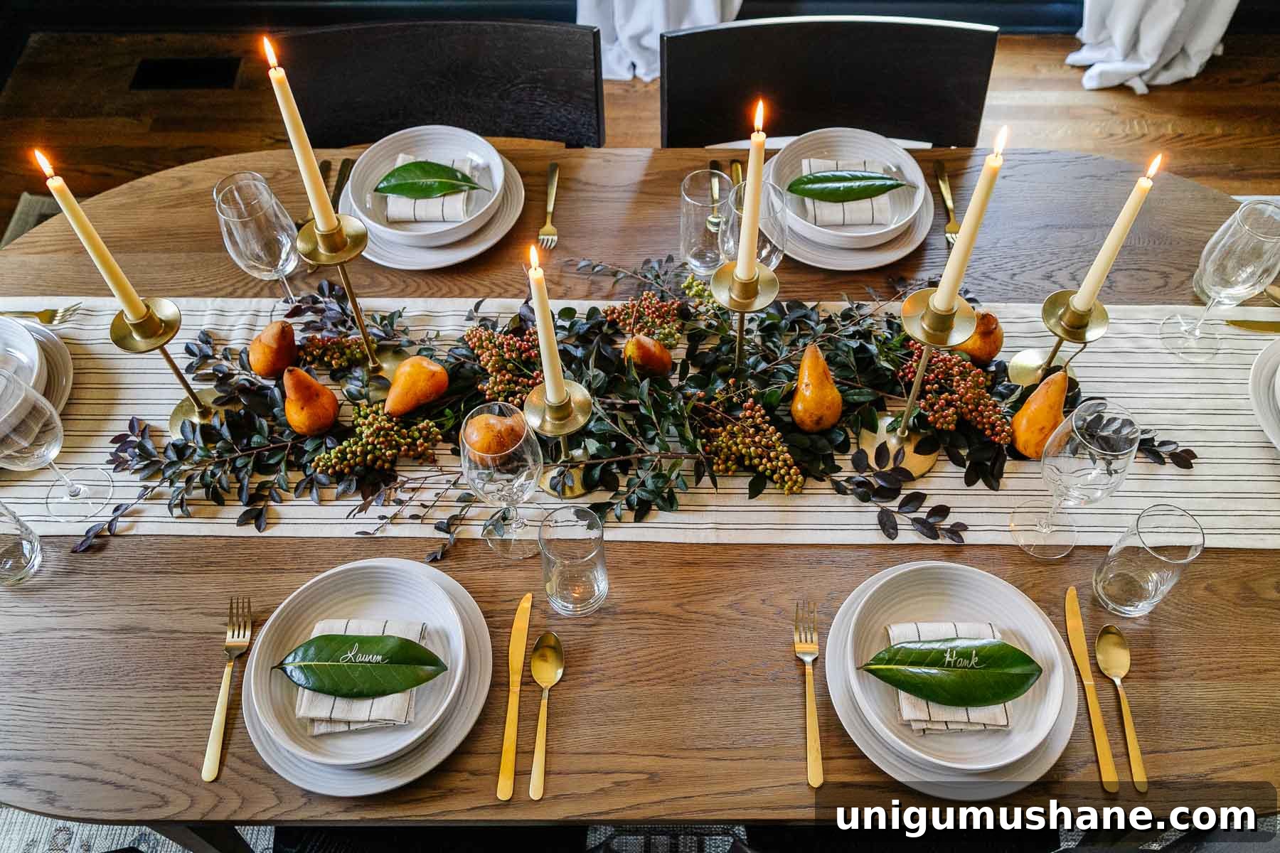 10-Minute Thanksgiving Table Decor Ideas 5 simple Thanksgiving centerpiece idea : candles, stems from the backyard, and pears