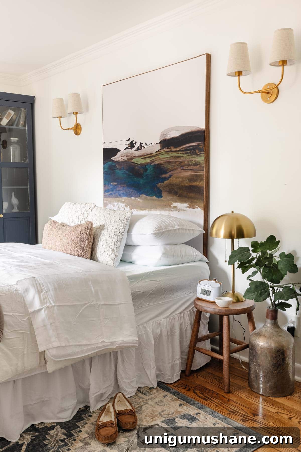 how to turn an office into a guest room