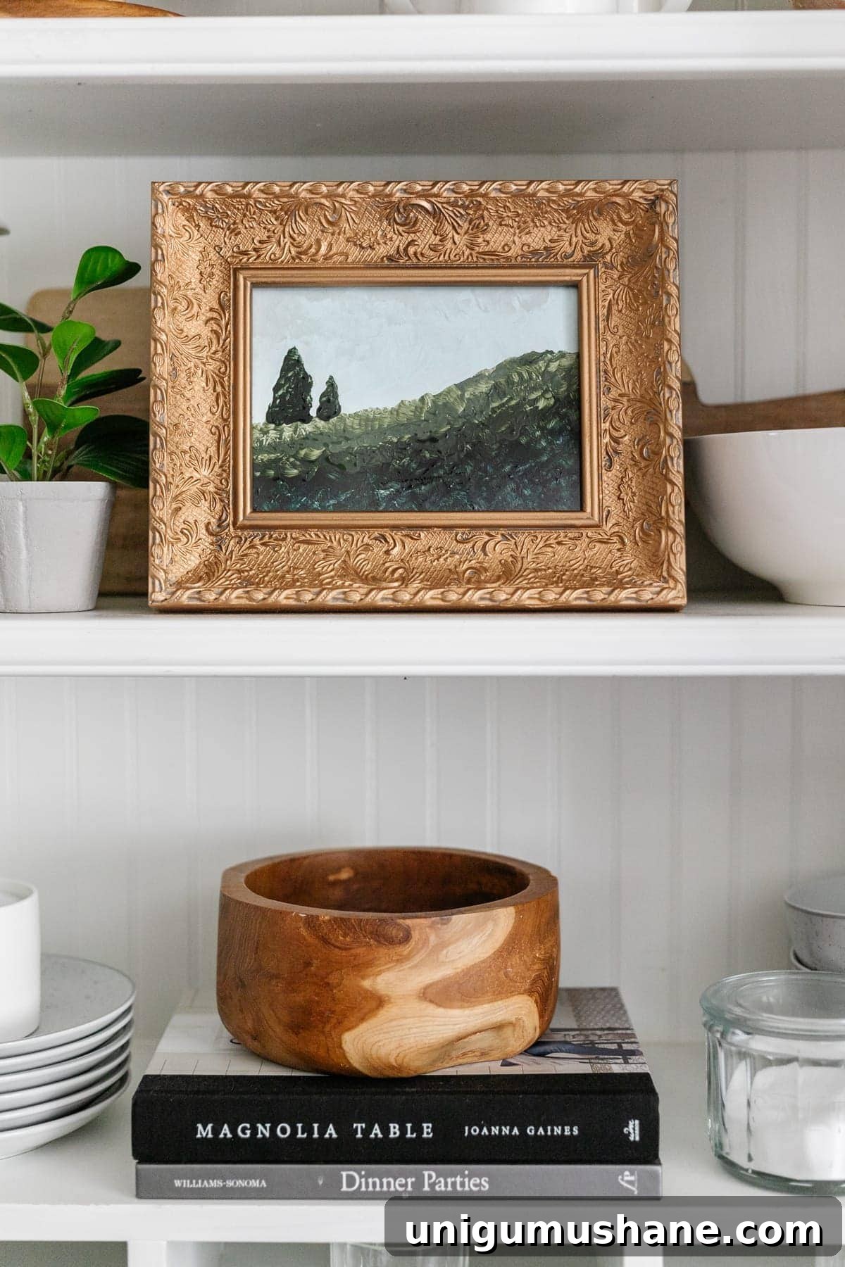 Rub n Buff Color Guide: Tested Shades and Step-by-Step Tutorial 4 Rub n Buff Antique Gold painted picture frame