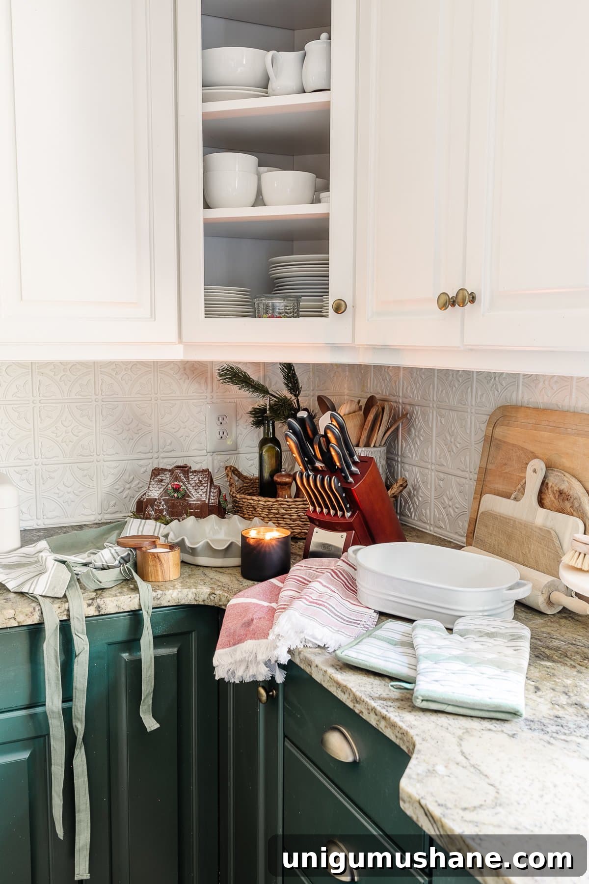 Affordable Housewarming Gift Ideas They'll Love 7 housewarming gift ideas in the kitchen
