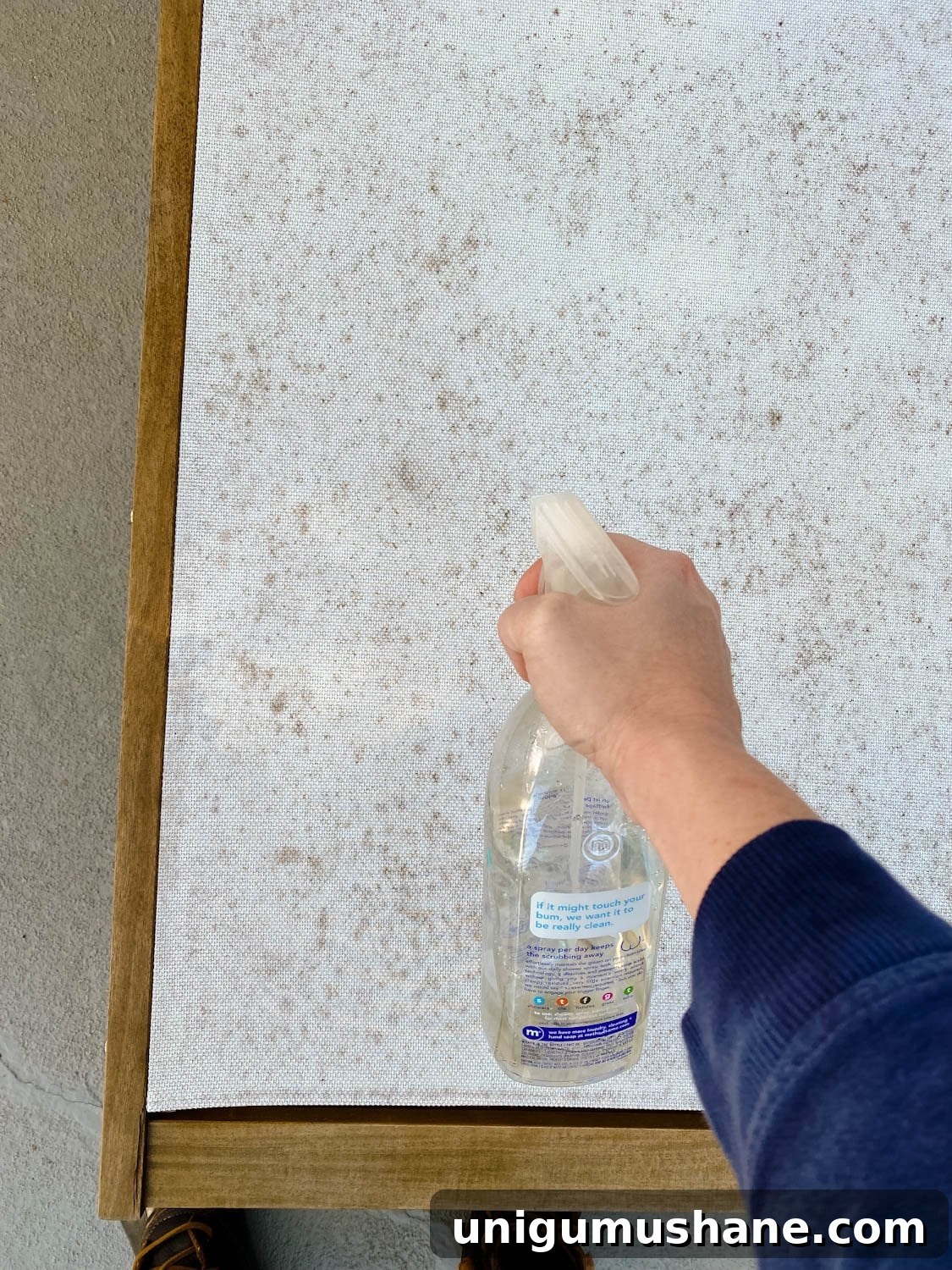 How to Clean Outdoor Cushions and Patio Furniture 5 how to clean outdoor cushions and furniture with vinegar