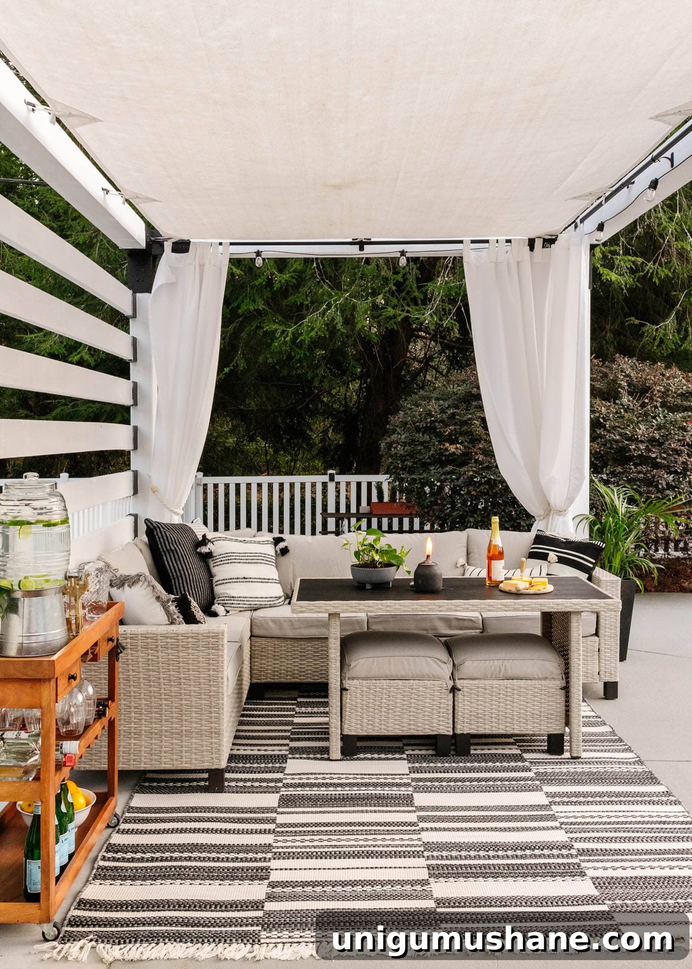 Better Homes and Gardens Patio Sets for Your Backyard 9 DIY pool cabana lounge area