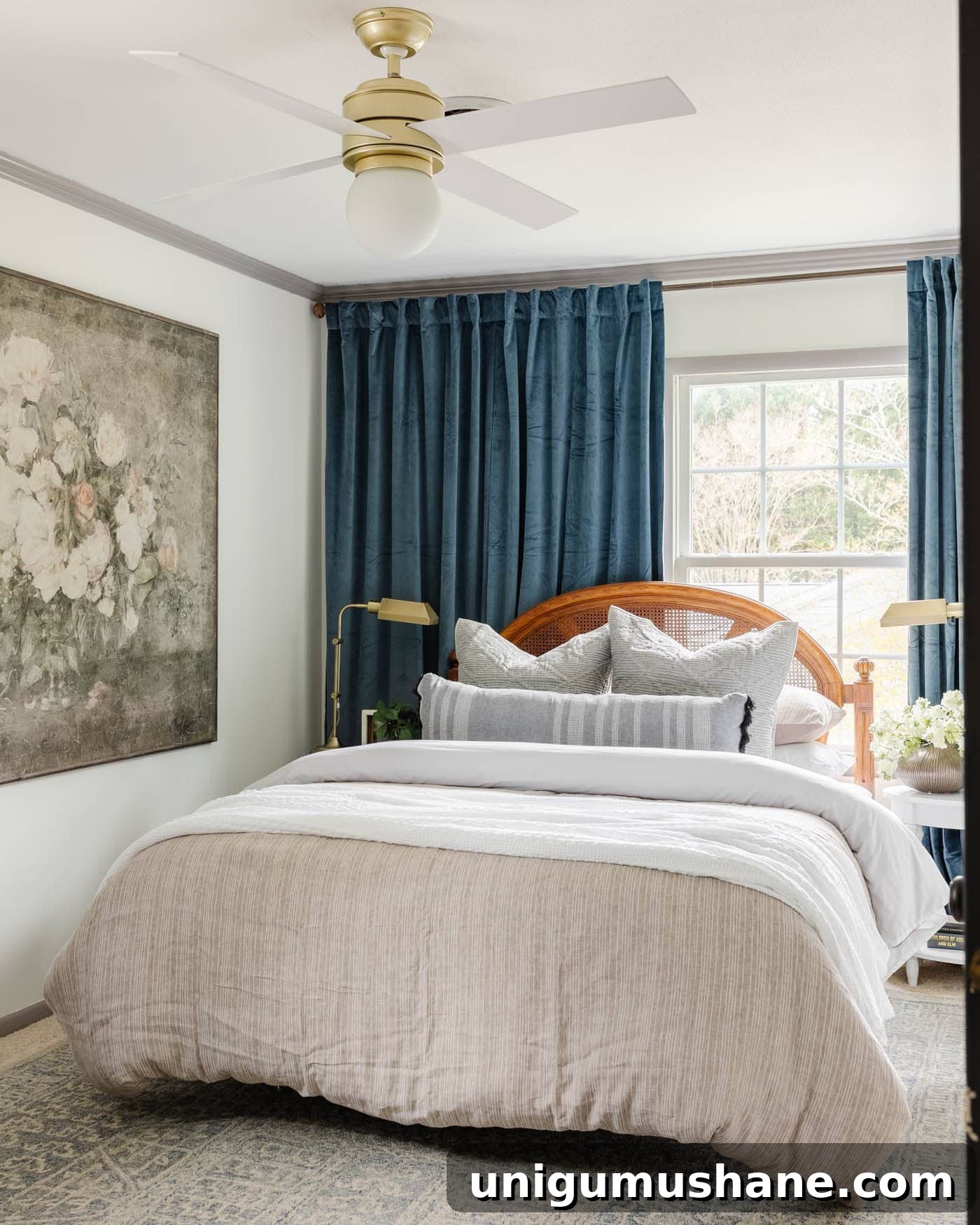 How to Redecorate a Room in Under an Hour: Guest Bedroom Refresh 3 how to redecorate your room in under an hour