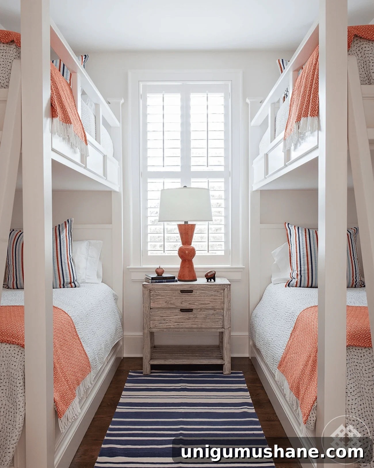 Space-Saving Bunk Bed Ideas for Small Bedrooms 10 small shared bedroom for 4 people with two bunk beds