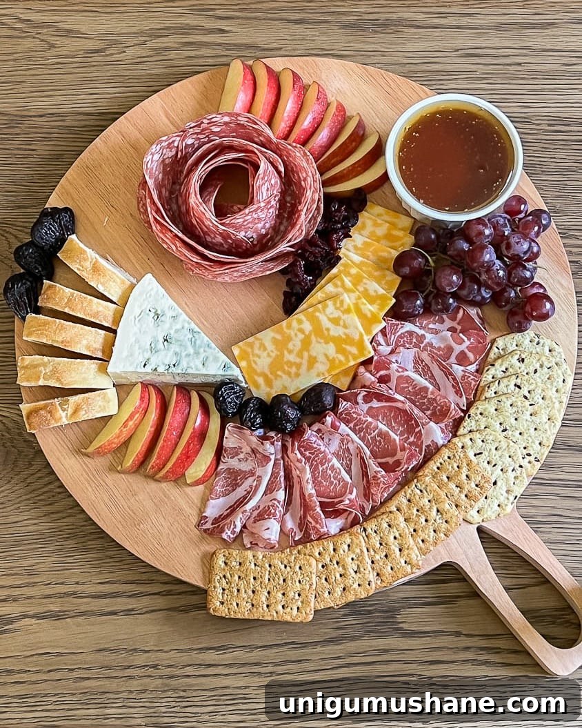 How to Make a 10-Minute DIY Charcuterie Board 7 simple charcuterie board with sweet ingredients added