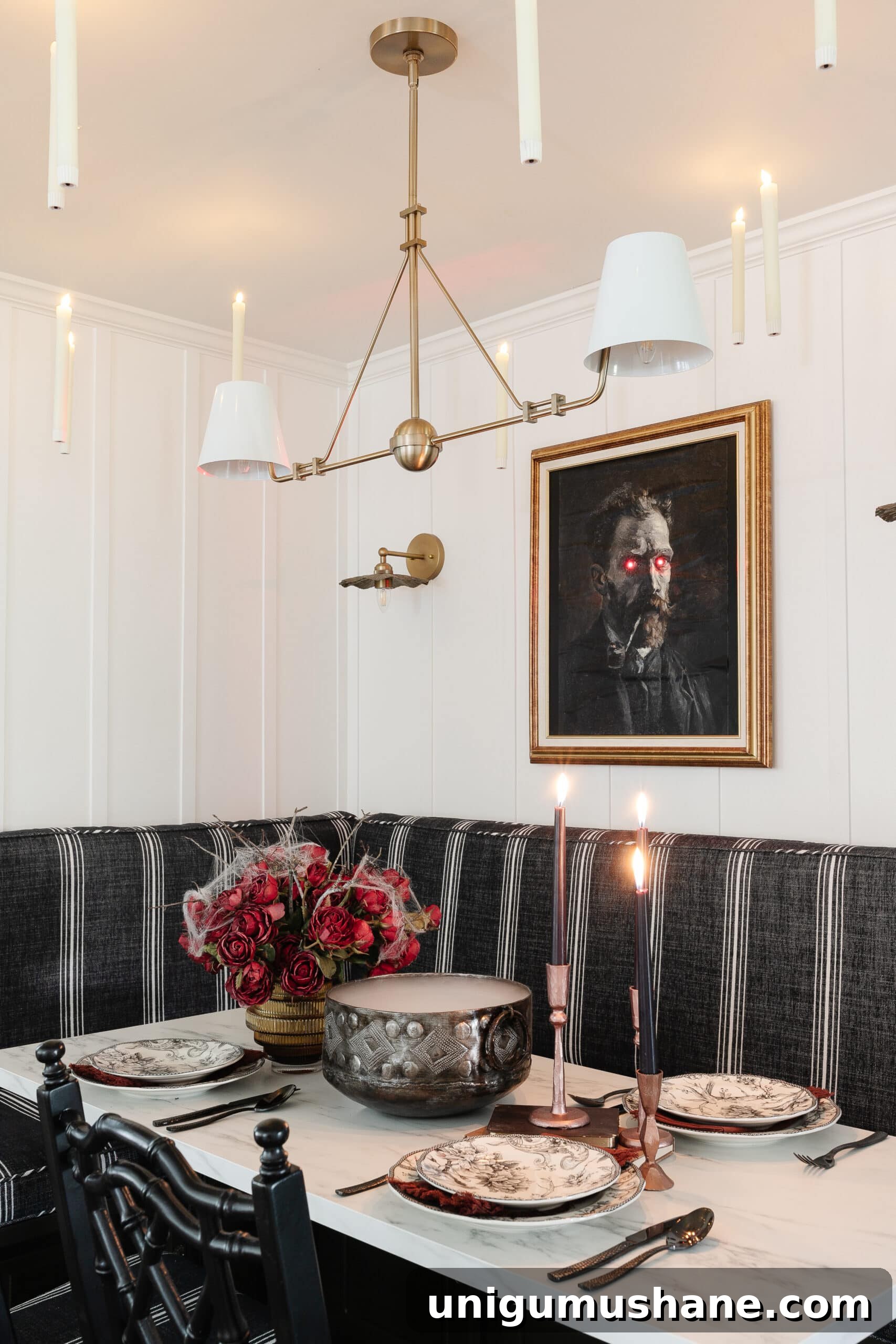 Murder Mystery Party Table Decor Ideas for Halloween 9 Halloween table decor for a gothic chic dinner party