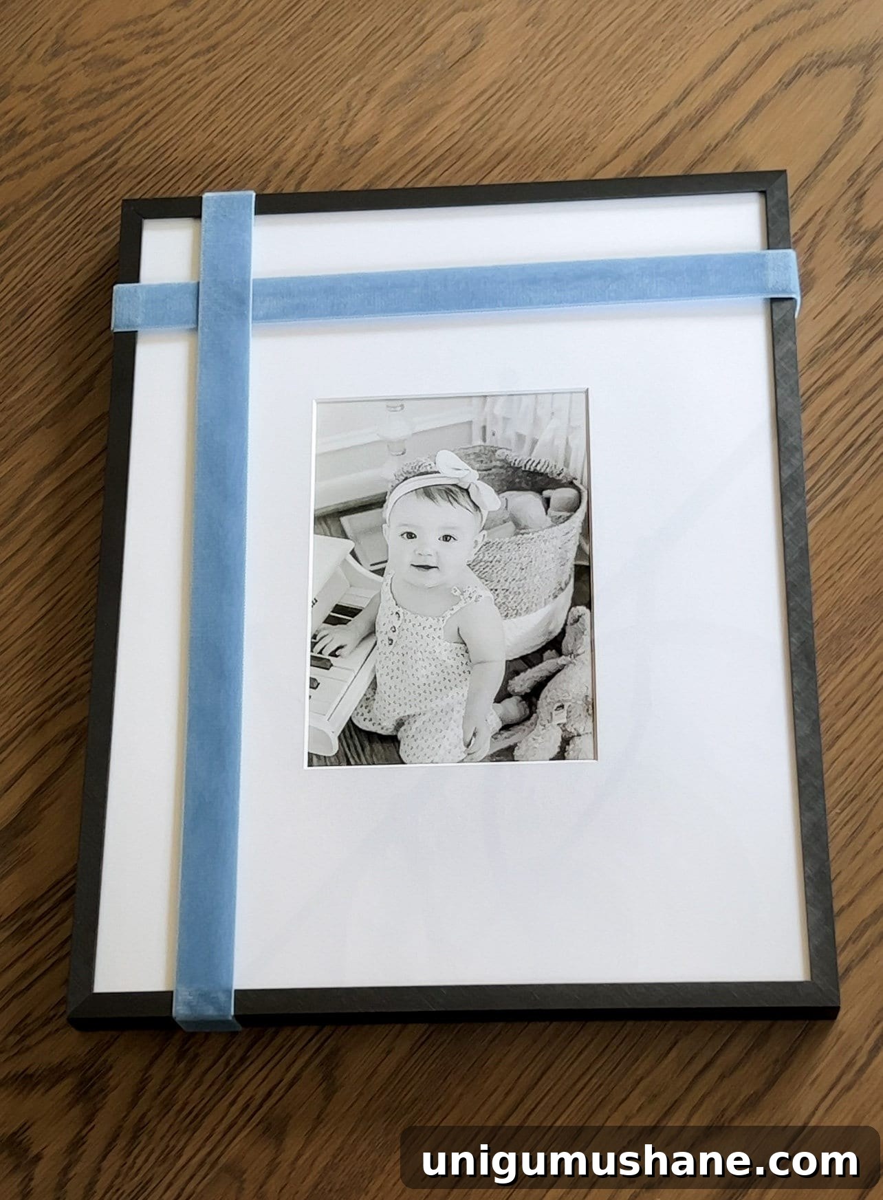 how to add ribbon to picture frames for Christmas art