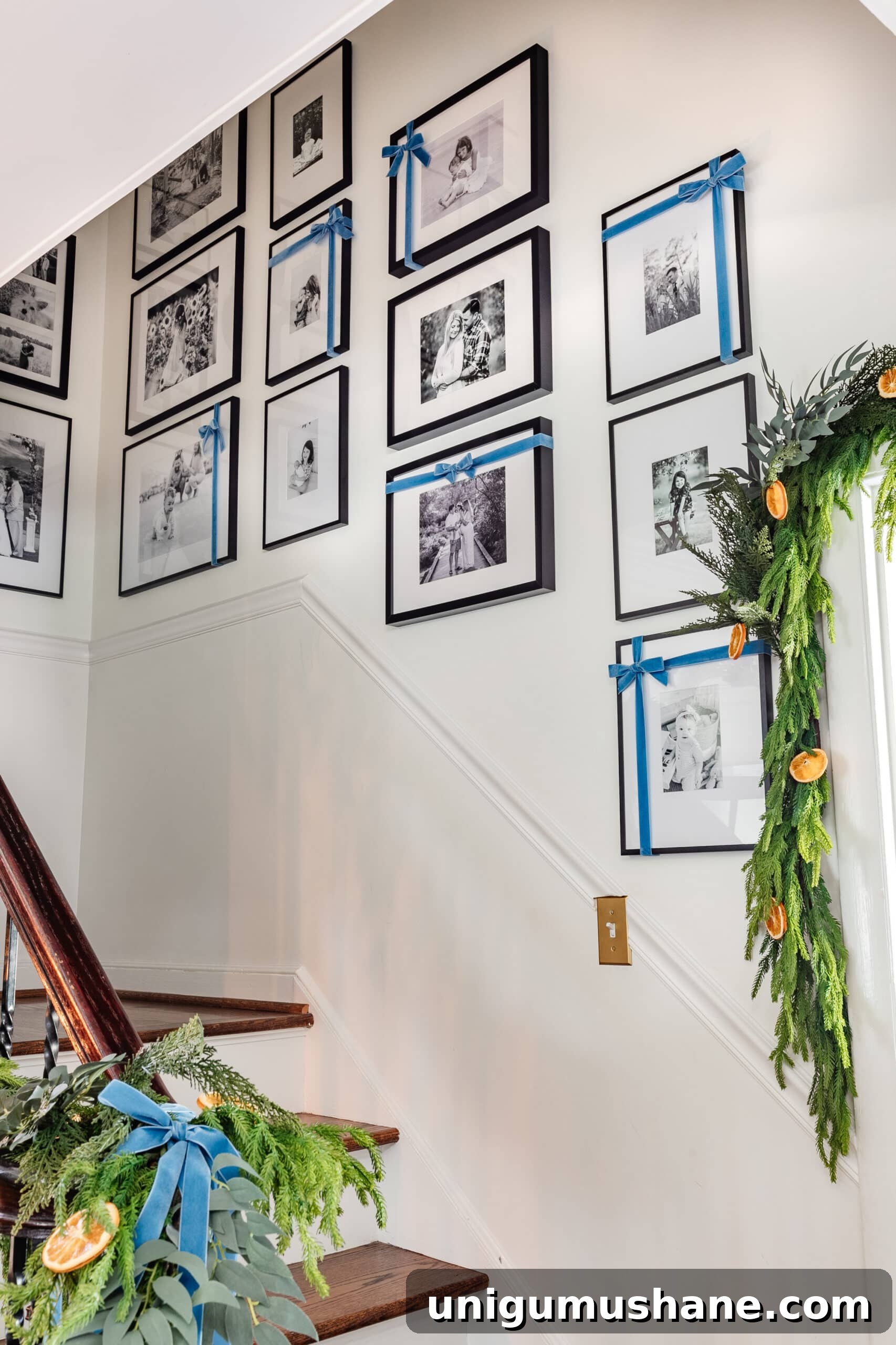 family photo gallery wall with christmas bows as easy ribbon art