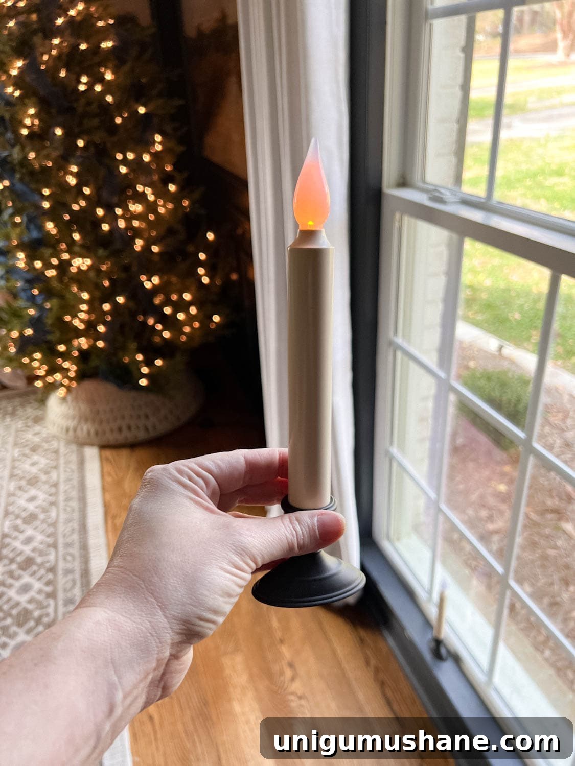 Top Battery-Powered Christmas Lights to Buy on Amazon 13 flameless Christmas window candle