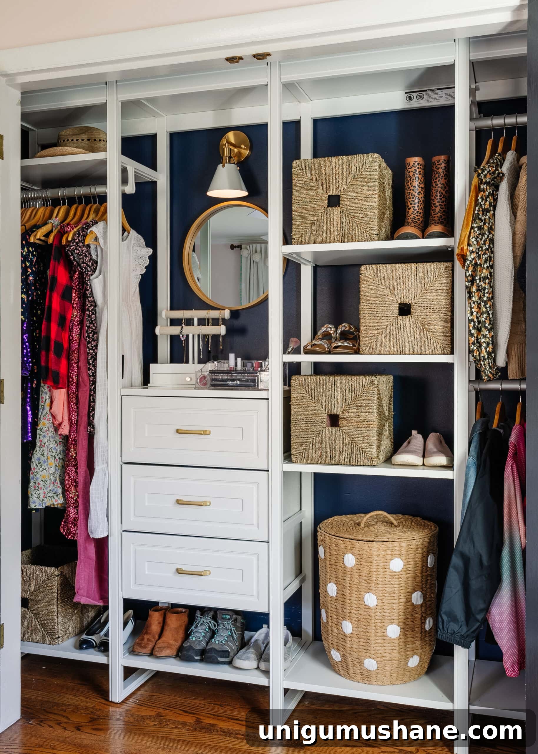 small closet idea for girls with vanity area and clothing storage