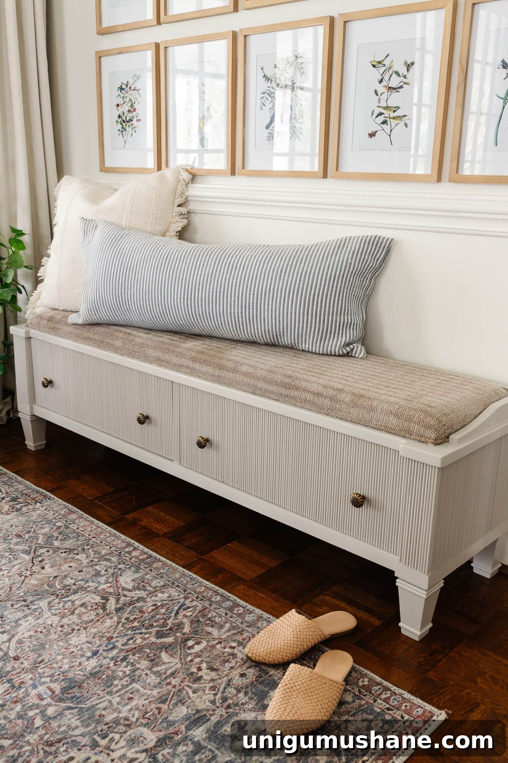 Transform a Shoe Storage Bench with Reeded Trim 5 reeded bench makeover painted taupe in entryway