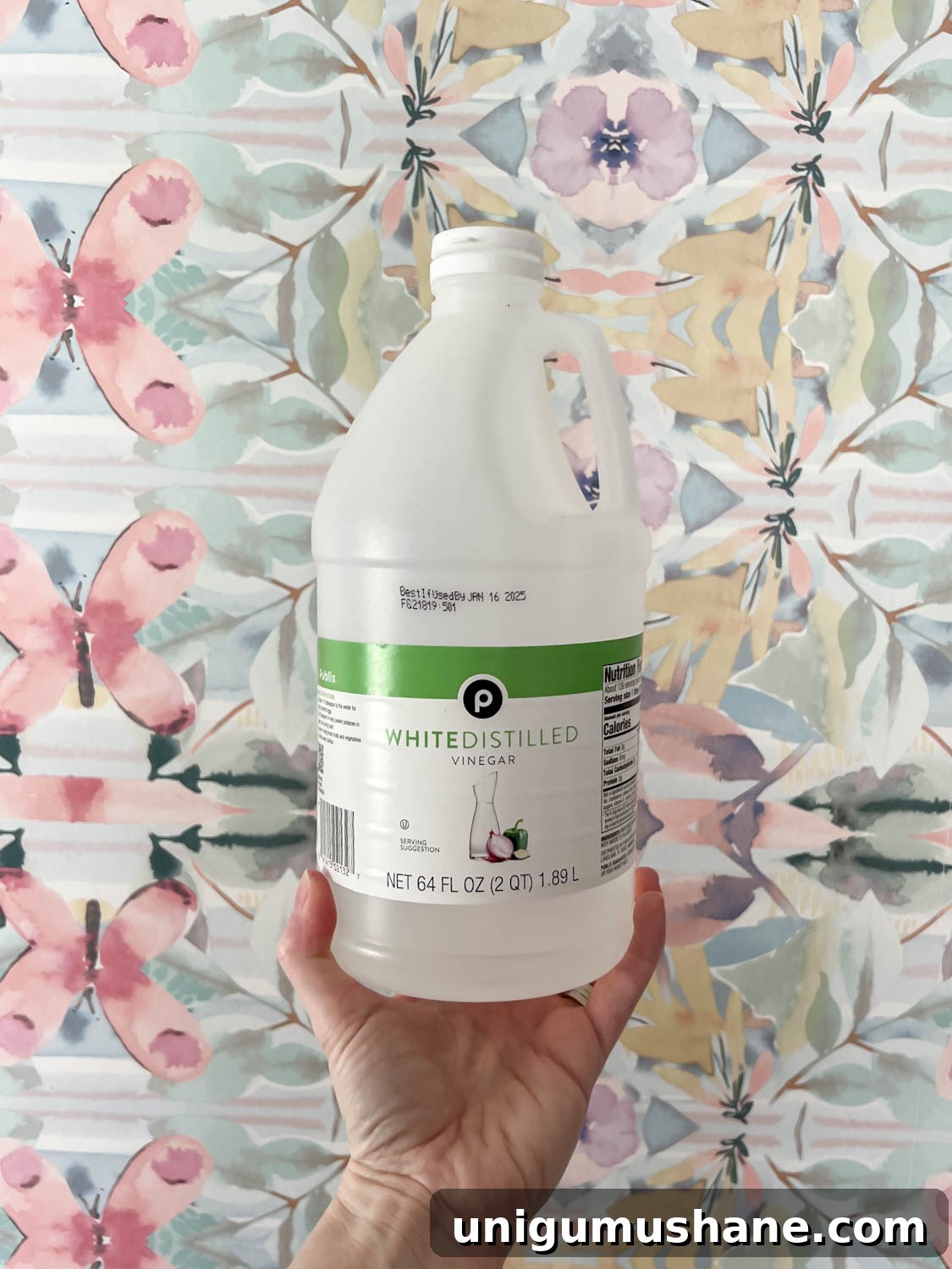 How to Remove Wallpaper: 3 Tested Methods 12 how to remove wallpaper with DIY vinegar wallpaper stripper