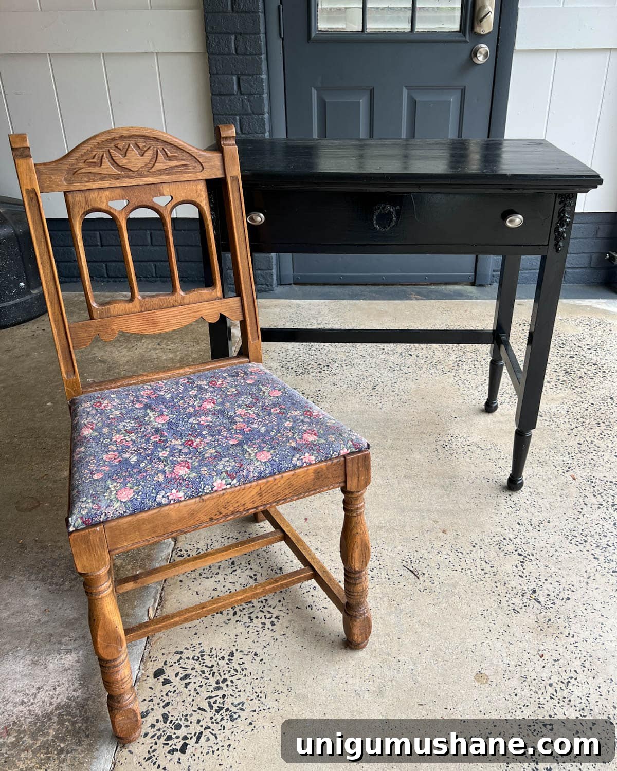 Refinish Wood Furniture Without Stripping: Desk Chair Makeover 3 wood chair and desk before