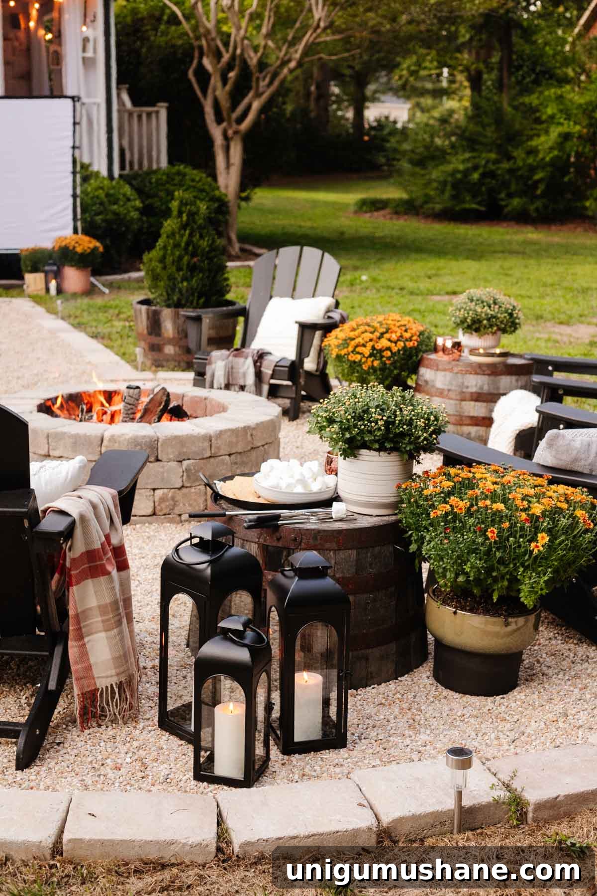 How to Host a Memorable Bonfire Party: 10 Safety and Setup Tips 5 fall bonfire party with s'mores, blankets, and lanterns