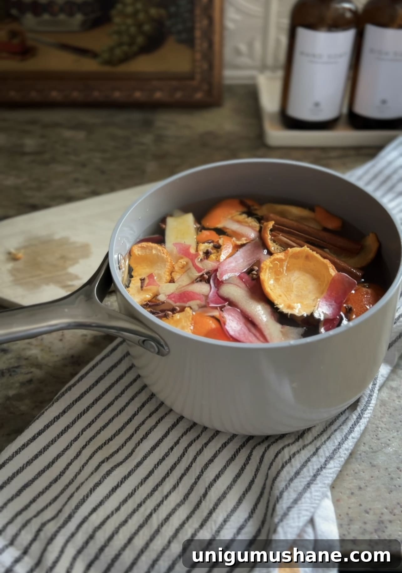 Zero-Waste Simmer Pot Recipe with Kitchen Scraps 3 fall simmer pot recipe