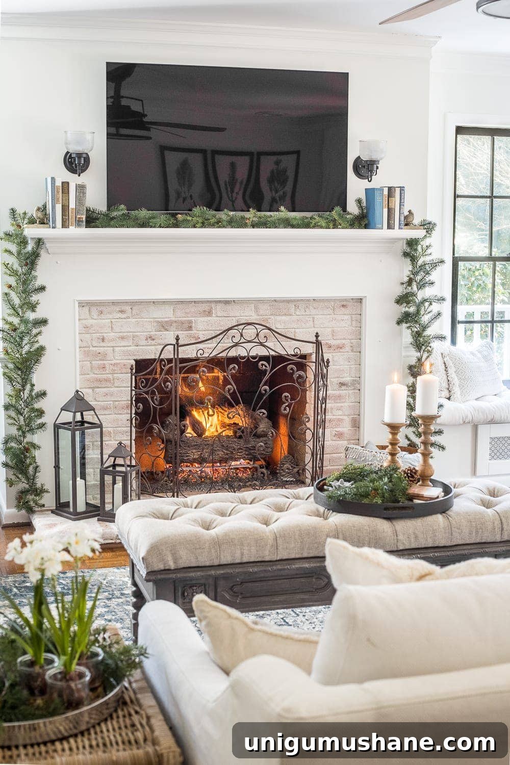 DIY Christmas Mantel Garland Ideas to Transform Your Fireplace 13 simple winter mantel garland