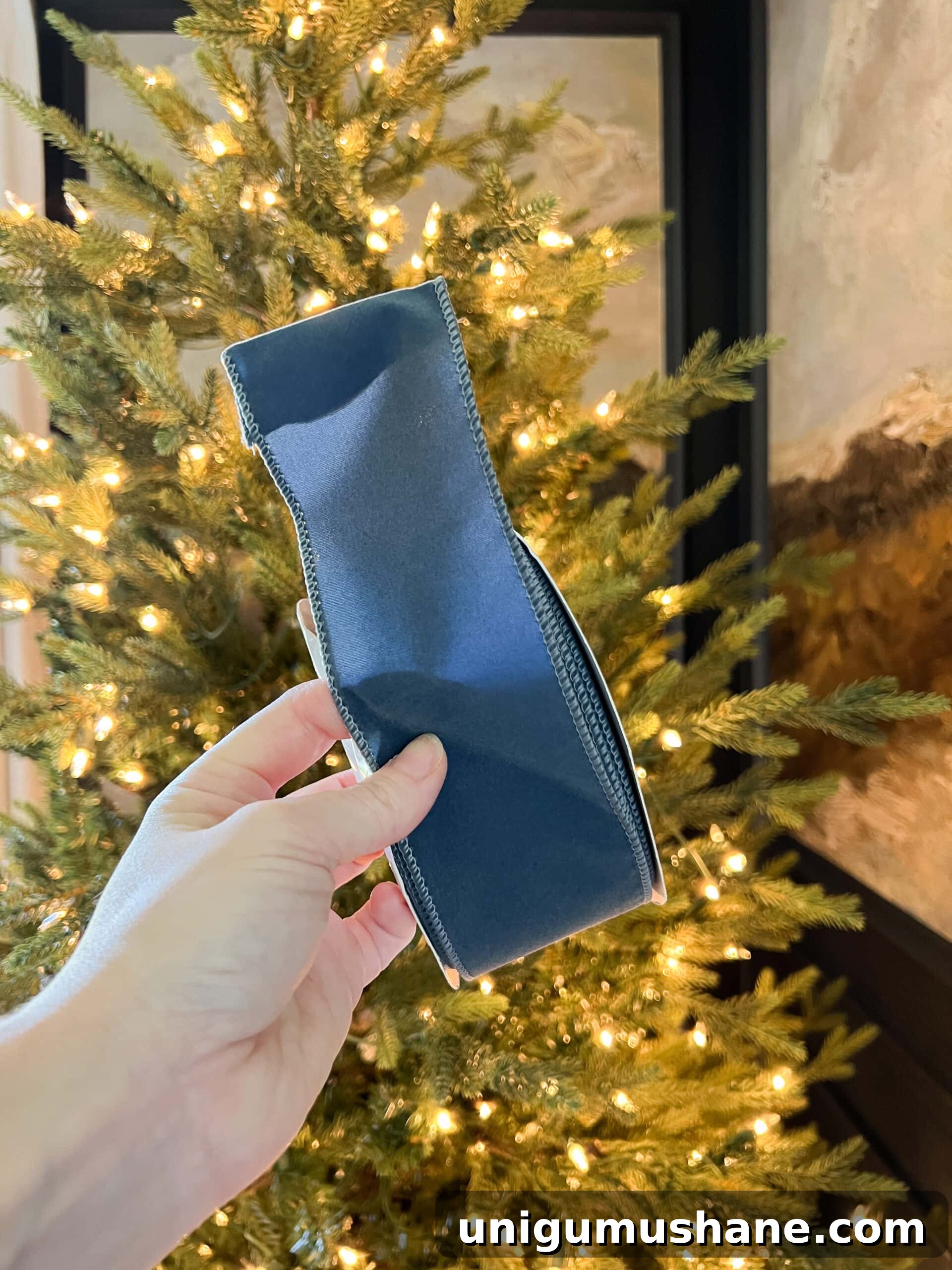 DIY Christmas Mantel Garland Ideas to Transform Your Fireplace 20 wired blue ribbon