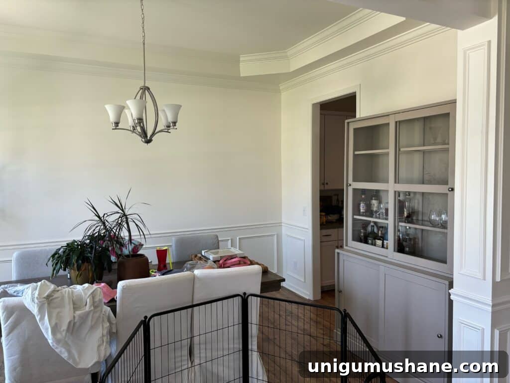 Mood Board Ideas to Add Personality to Plain Rooms 7 plain dining room before