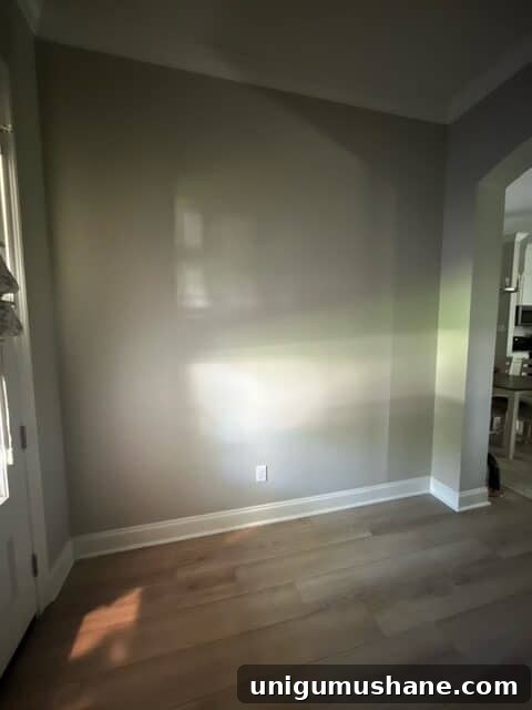 Mood Board Ideas to Add Personality to Plain Rooms 9 plain entryway before
