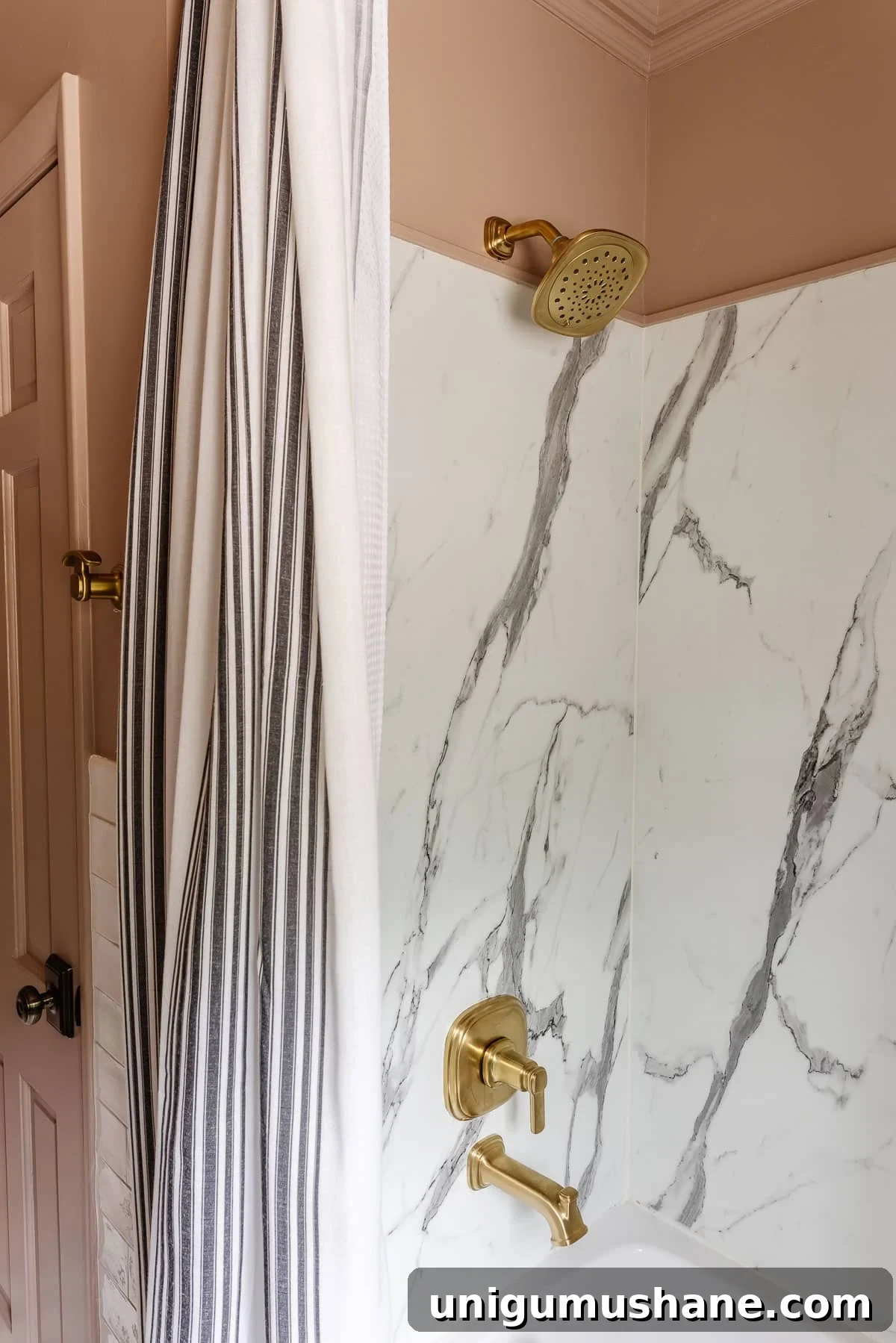 How to Hang an Extra-Long Shower Curtain Properly 9 hanging extra long shower curtain
