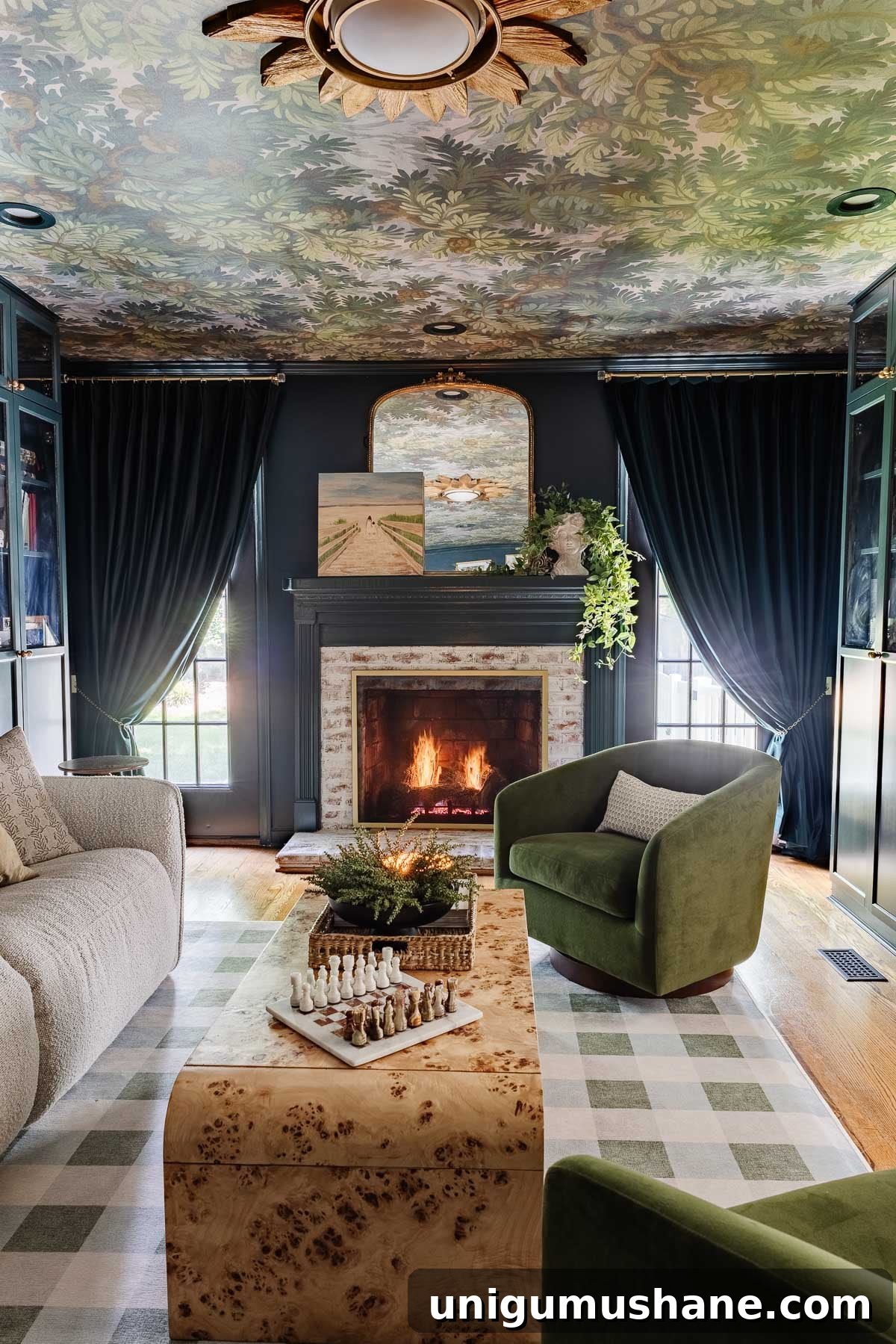 How to Pull Back Single-Panel Drapes and Home Theater Curtains 3 home theater curtains and how to pull back single panel drapes