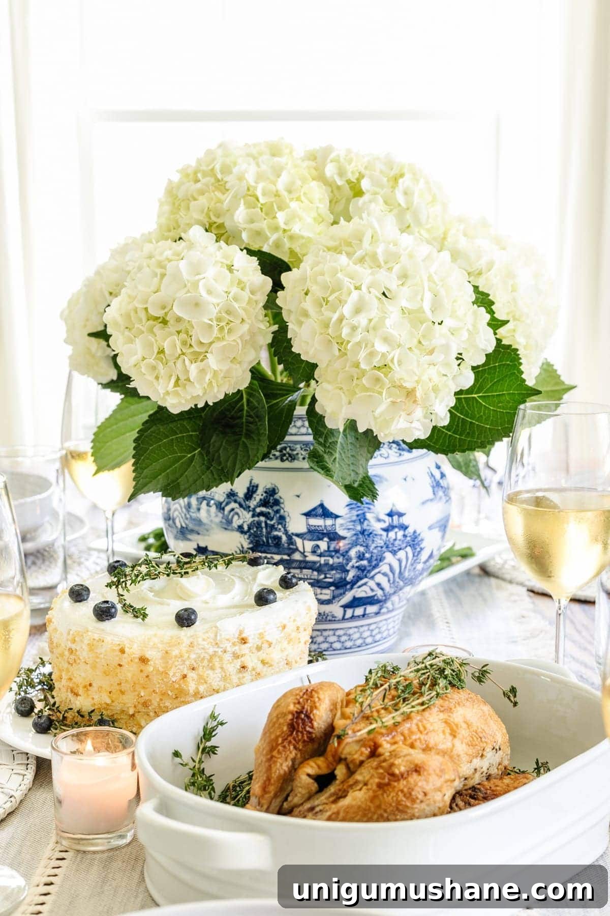 14 Natural Home Decor Ideas to Bring the Outdoors In 14 blue chinoiserie vase of hydrangeas for summer centerpiece