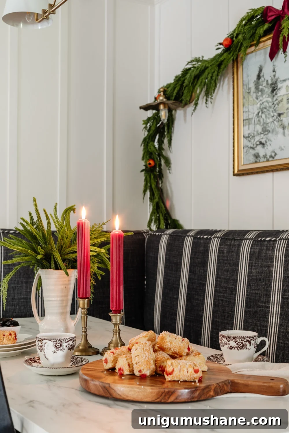 DIY Realistic Faux Garland: Upgrade Tips for a Lifelike Look 12 dining table Christmas decor