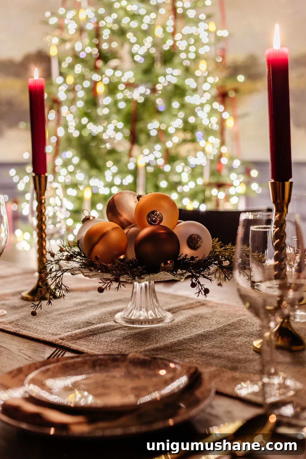 candlelight Christmas dining room table with centerpiece