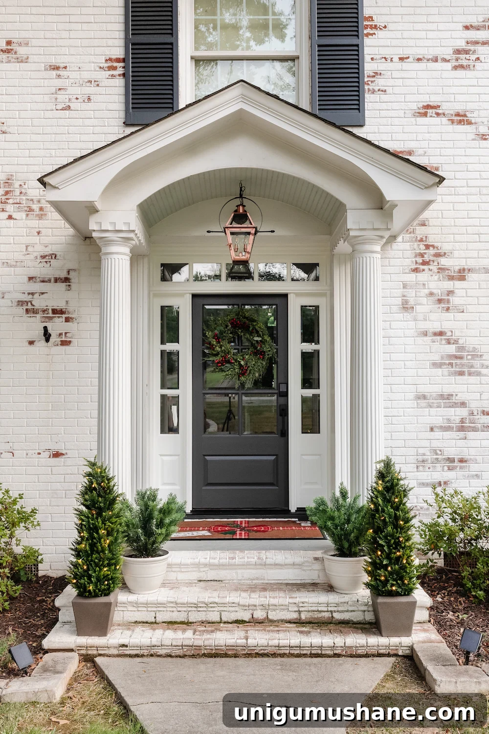 Modern Colonial Christmas Home Tour 2024: Holiday Decor Ideas 2 colonial porch stoop with Christmas wreath