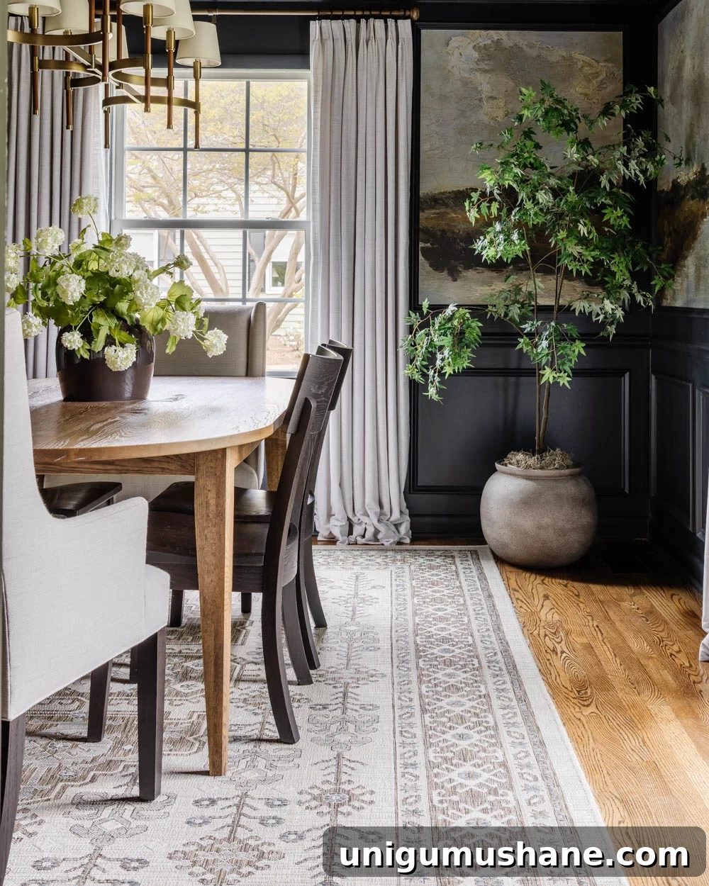 How a Rug Can Instantly Transform Your Dining Table 2 outdoor rug under dining table in modern traditional dining room