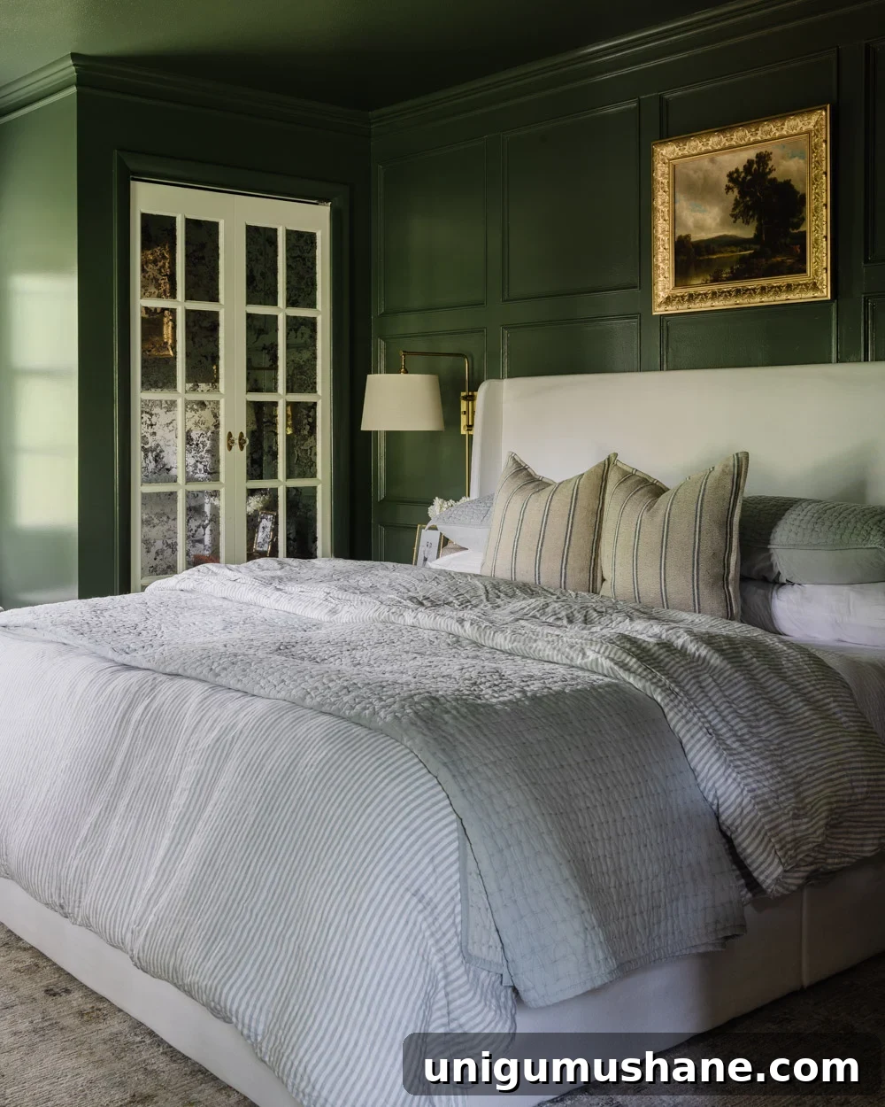 Why an Olive Green Bedroom Might Suit You 2 benjamin moore vintage vogue olive green bedroom
