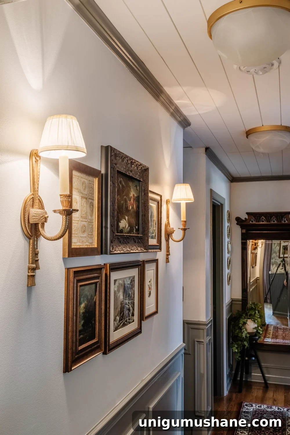 narrow hallway decorating ideas