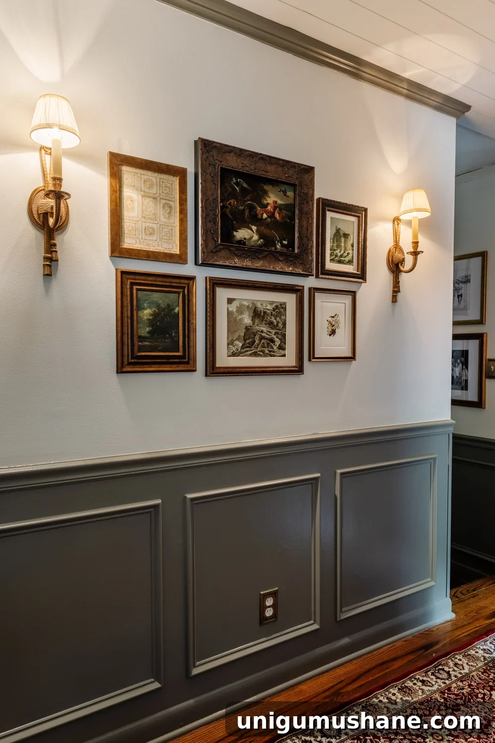 narrow hallway decorating ideas