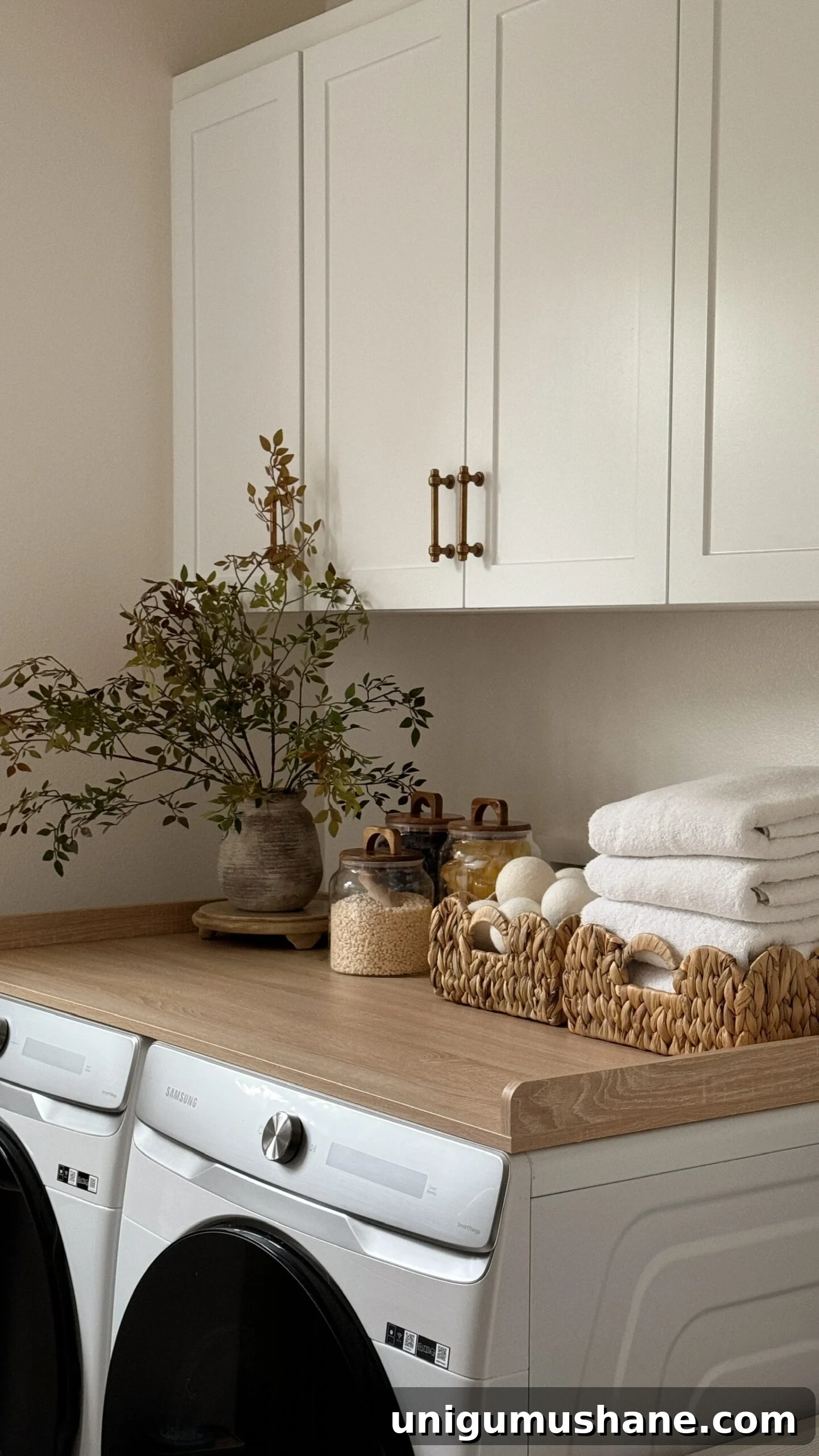 Small Space Laundry Room Ideas to Maximize Storage 15 laundry dryer ball storage
