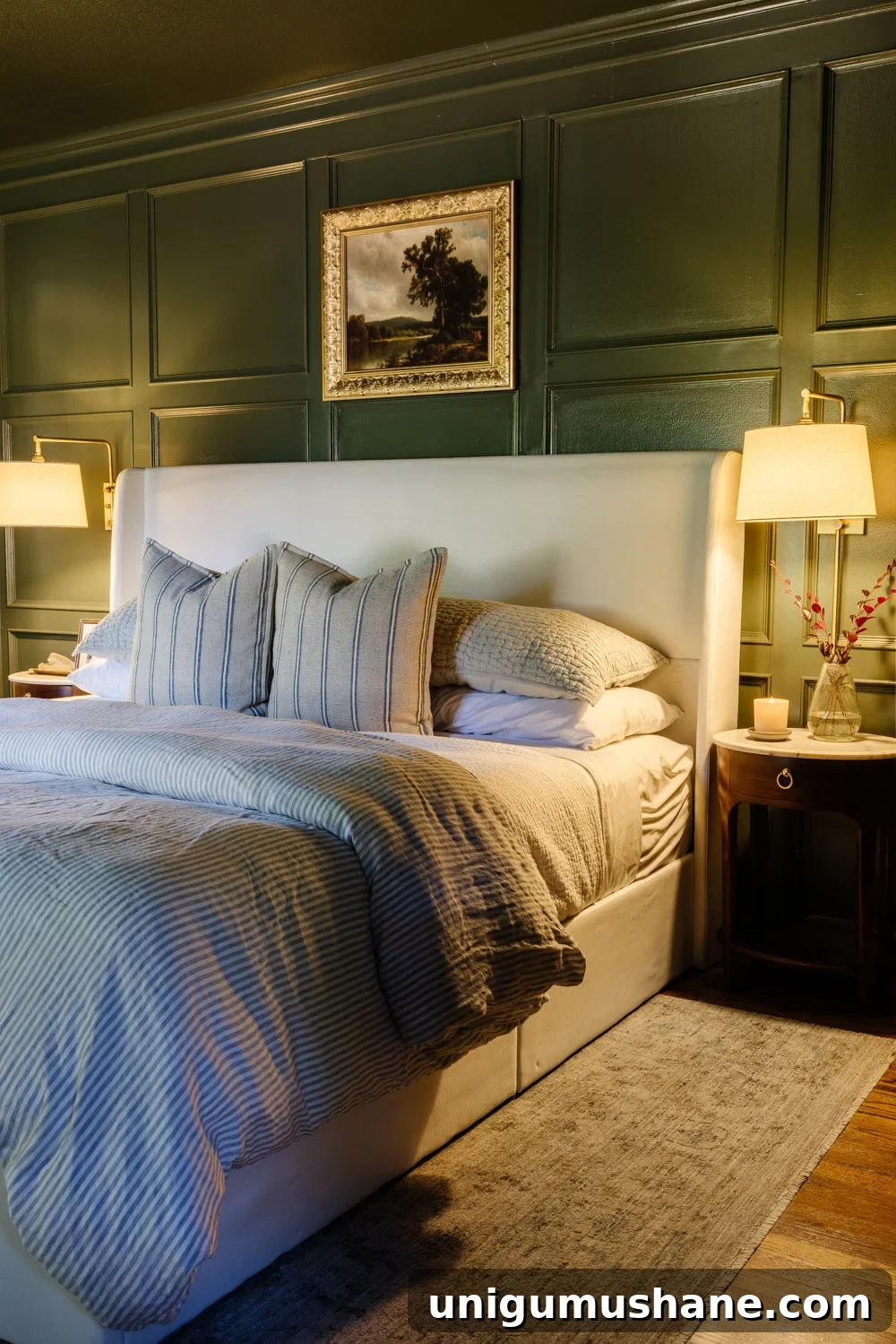 20+ Space-Saving Bedside Tables for Small Bedrooms 2 img 56568 1